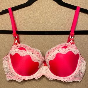 Victoria's Secret - Dream Angels - Lined Demi w/ Lace & Rhinestones